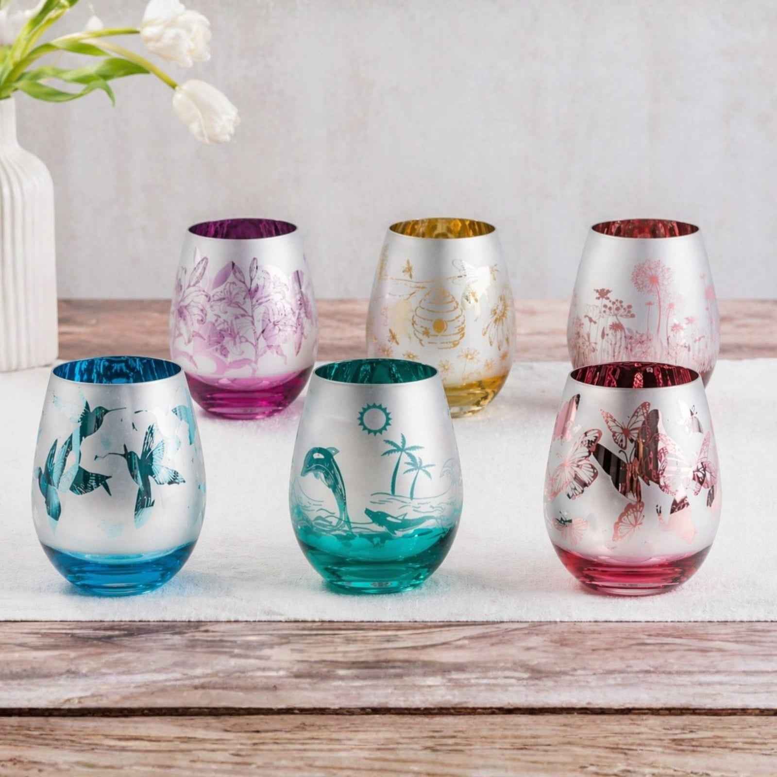  Aaria Tees