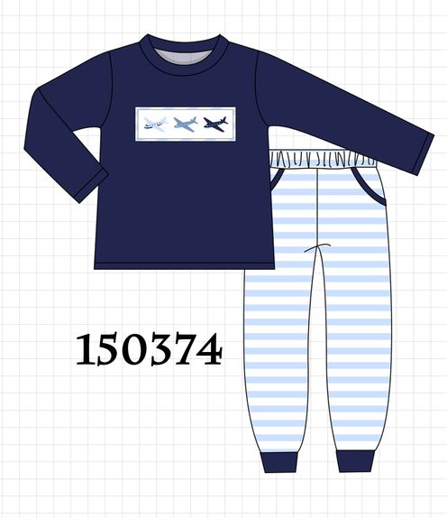  Aaria Tees