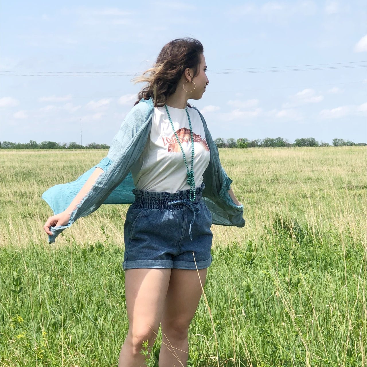 Aaria Tees