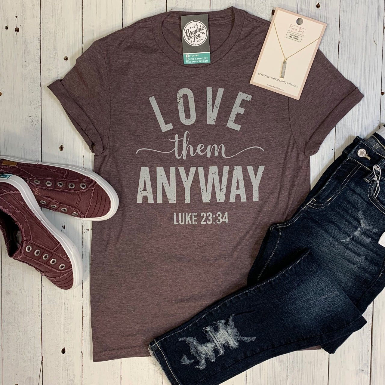 Aaria Tees