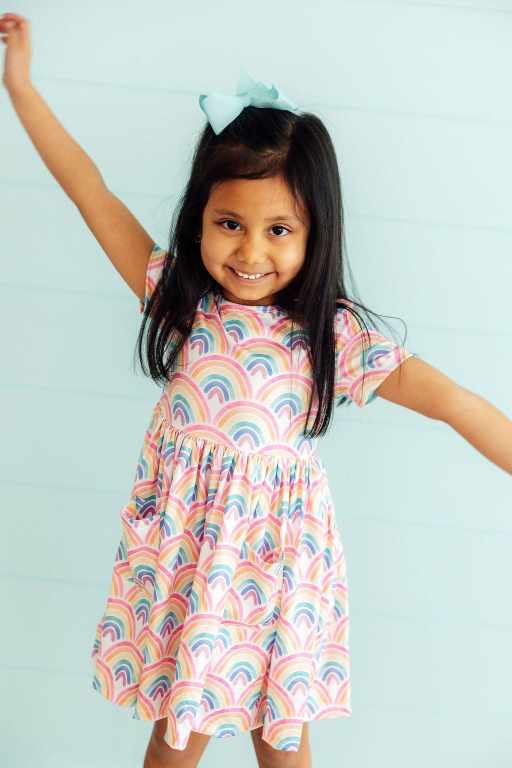  Aaria Tees
