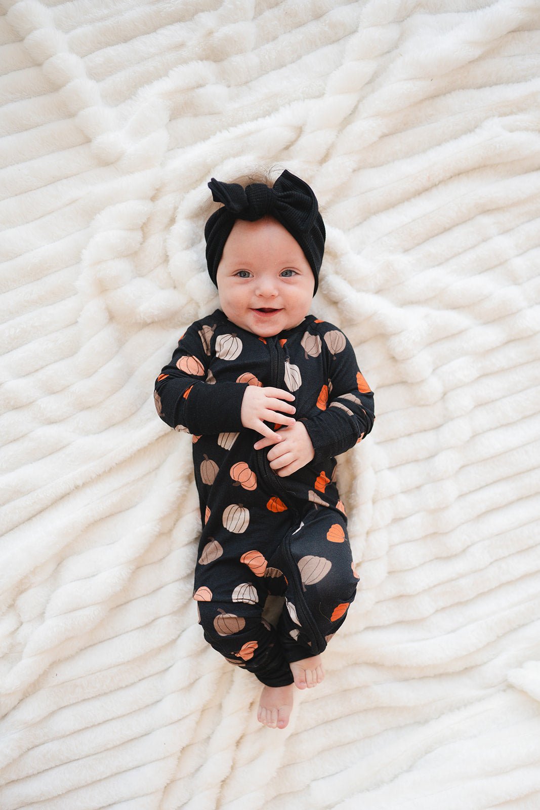 Pumpkins Black (Convertible Zip Footies) - Aaria Tees