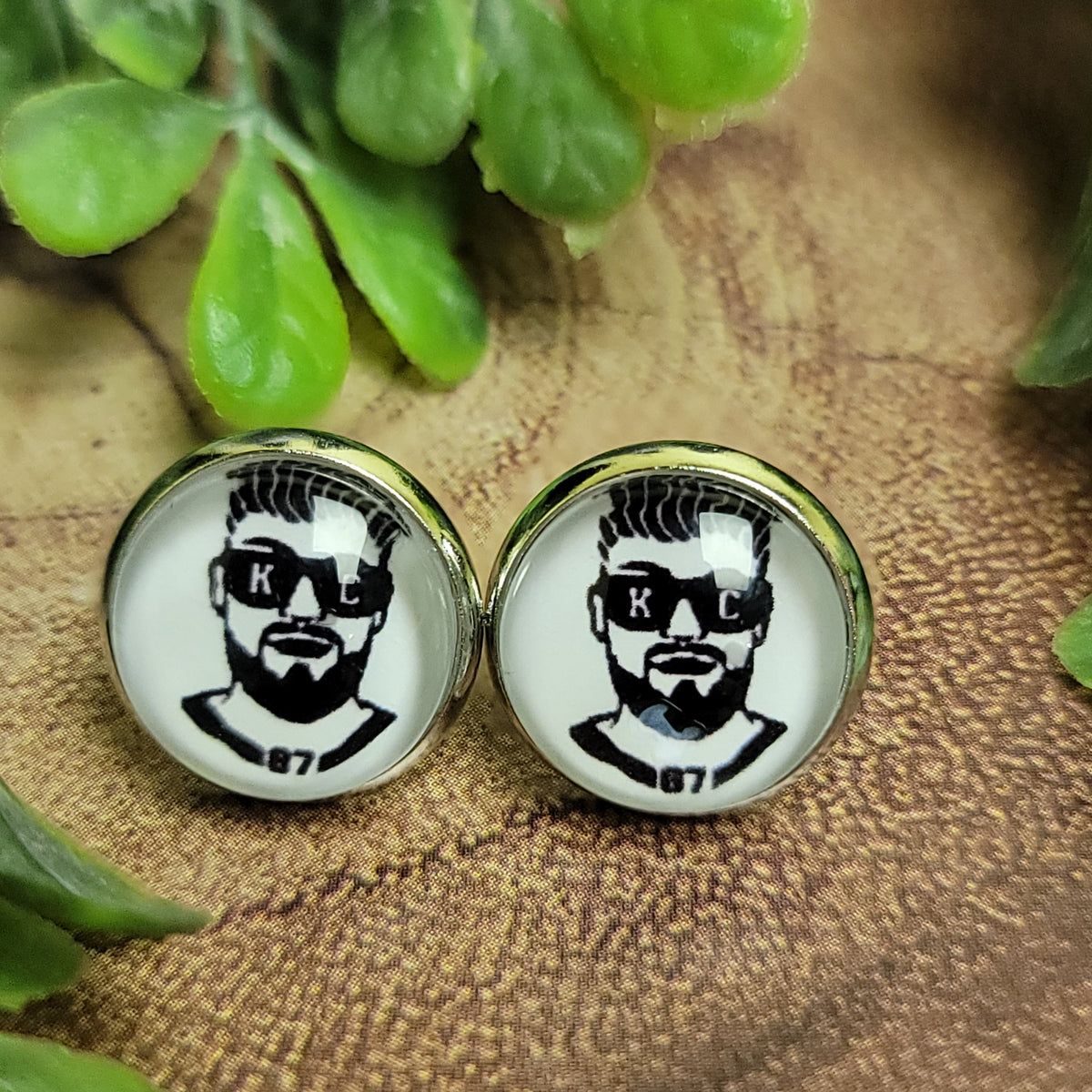 87 Kelce Glass Stud Earrings
