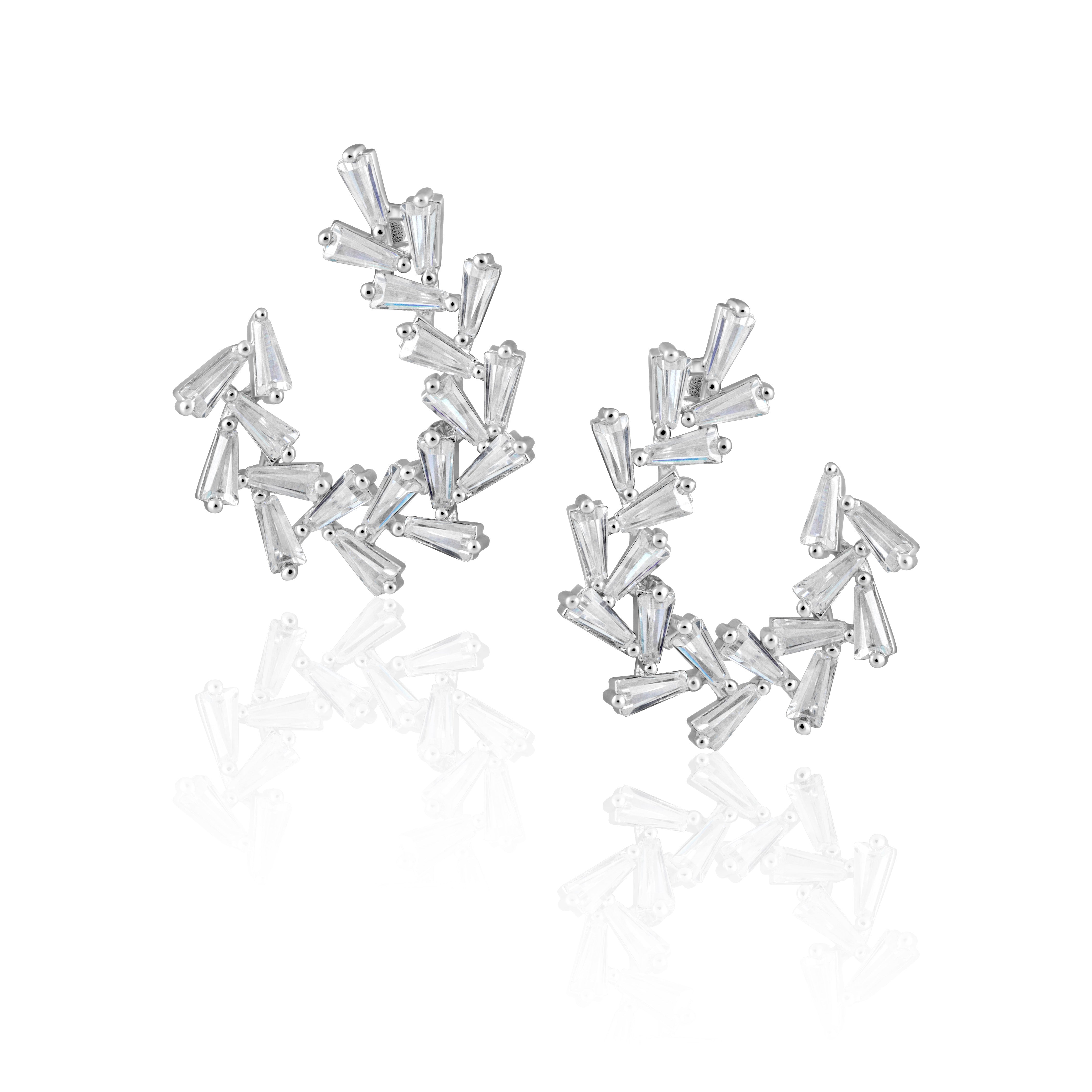  Aaria Tees