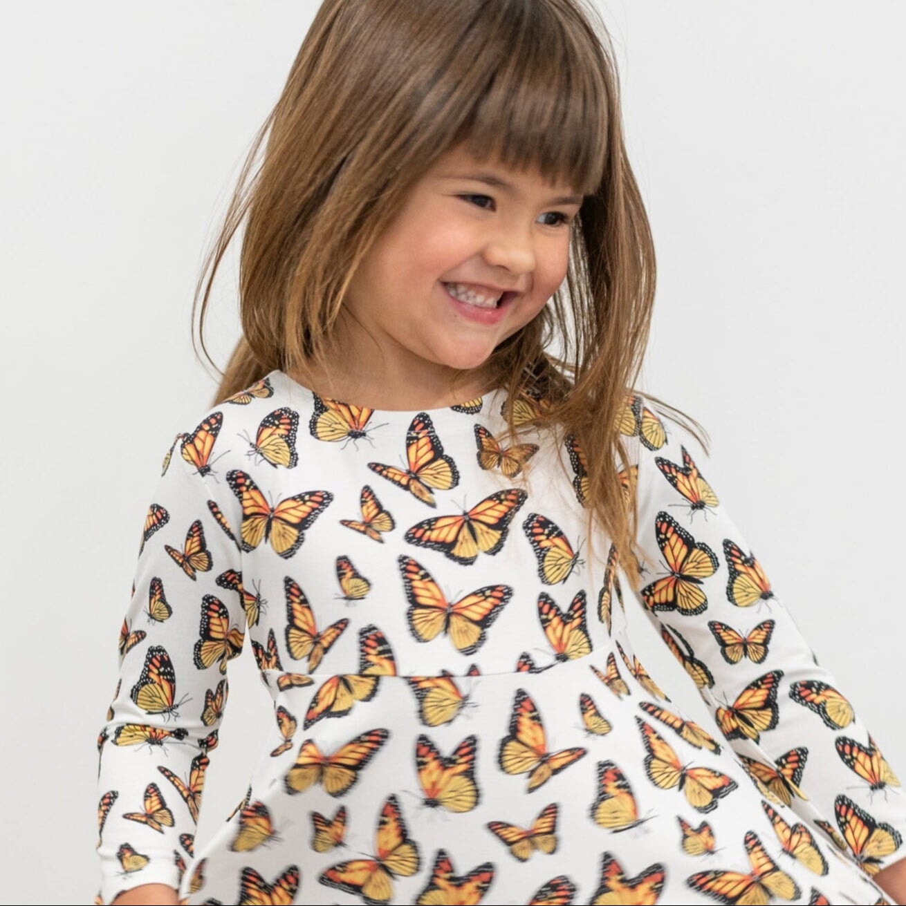  Aaria Tees