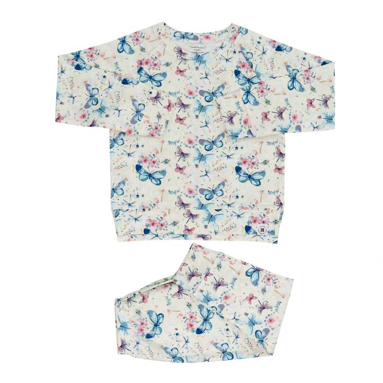  Aaria Tees