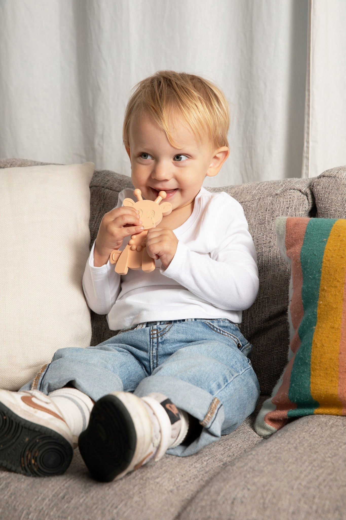 The Little Bamber - Pink - Natural Rubber & Baltic Amber Teething Toy - Aaria Tees Aaria Tees