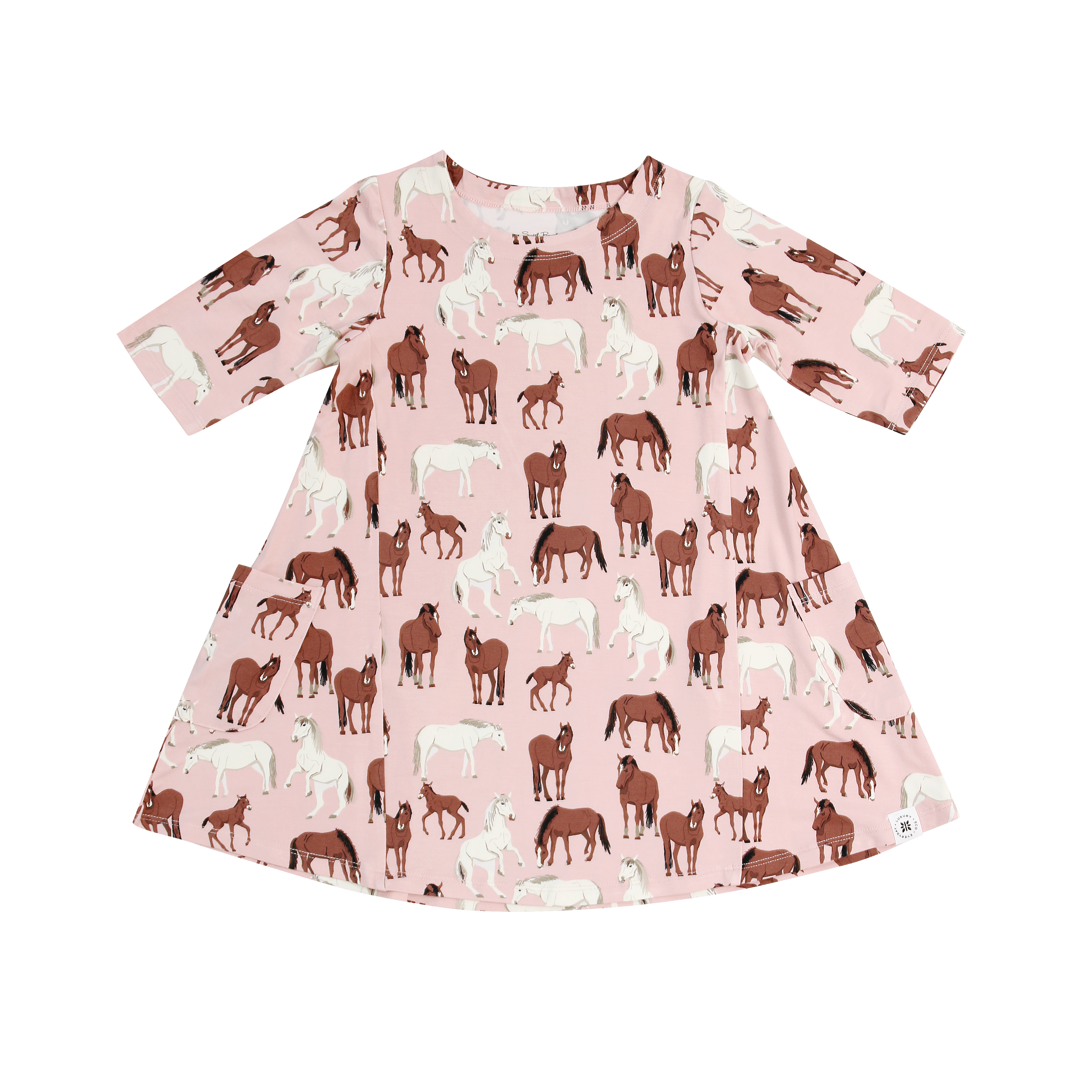  Aaria Tees